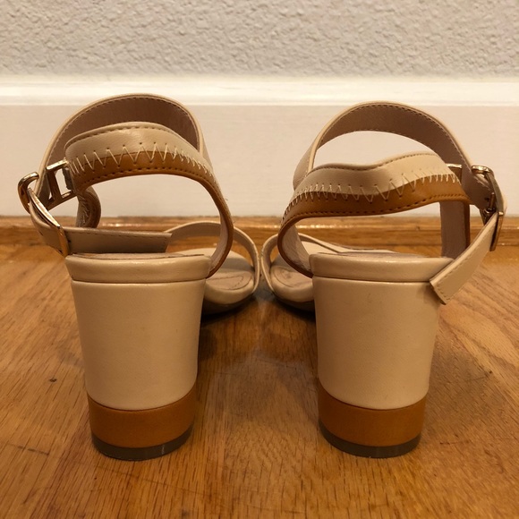 Brown & Tan Thick Heels with Gold Trim - Picture 4 of 7